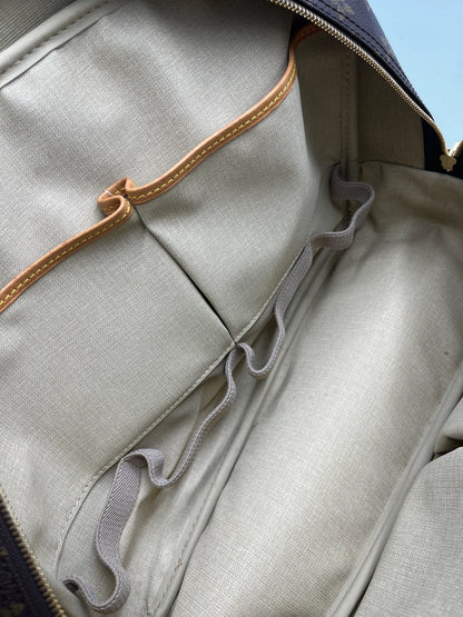Louis Vuitton Deauville Monogram Canvas, Brown, Canvas, Handbag