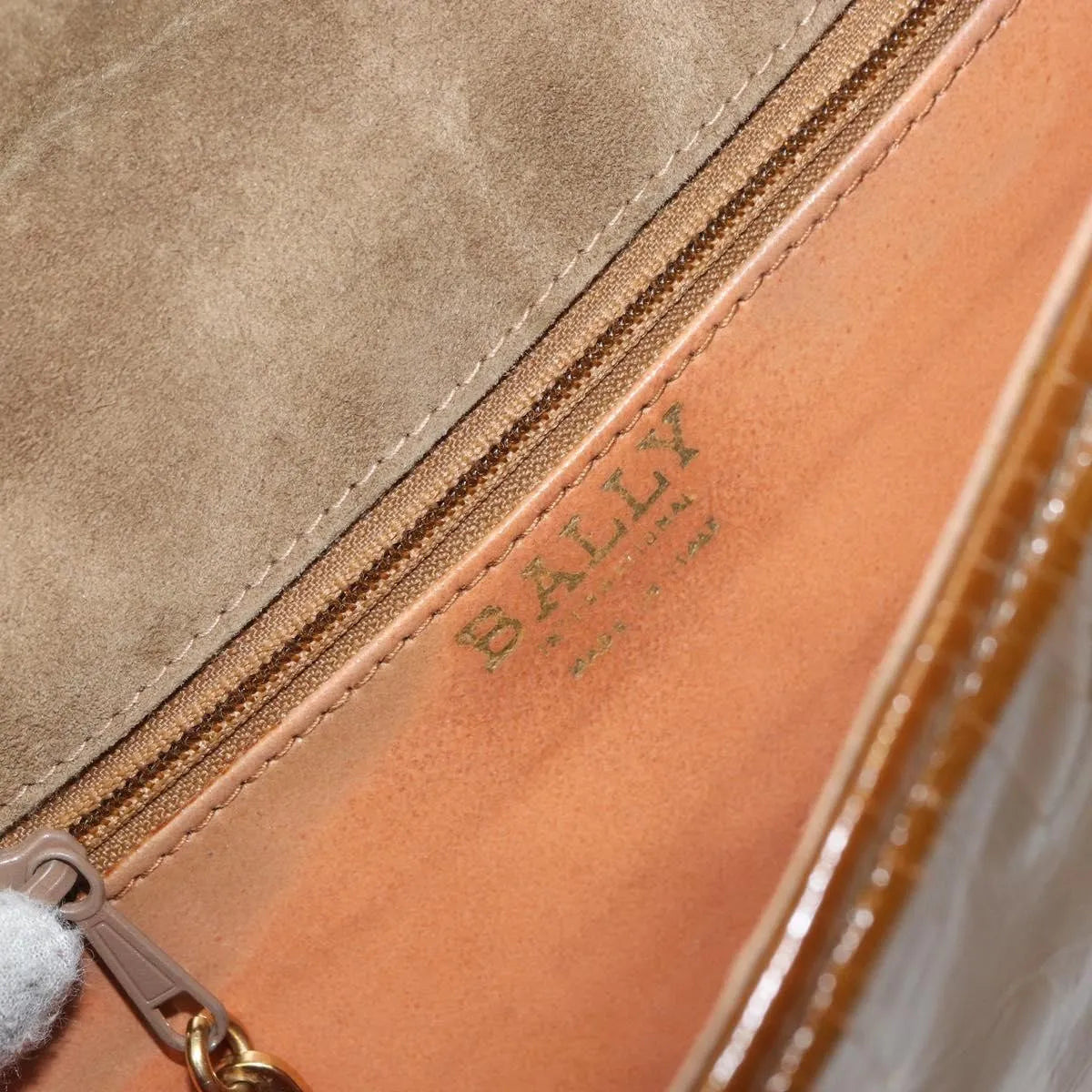 Bally Vintage Chain Quilted Patent leather, Brown, Patent Leather, Shoulder Bag