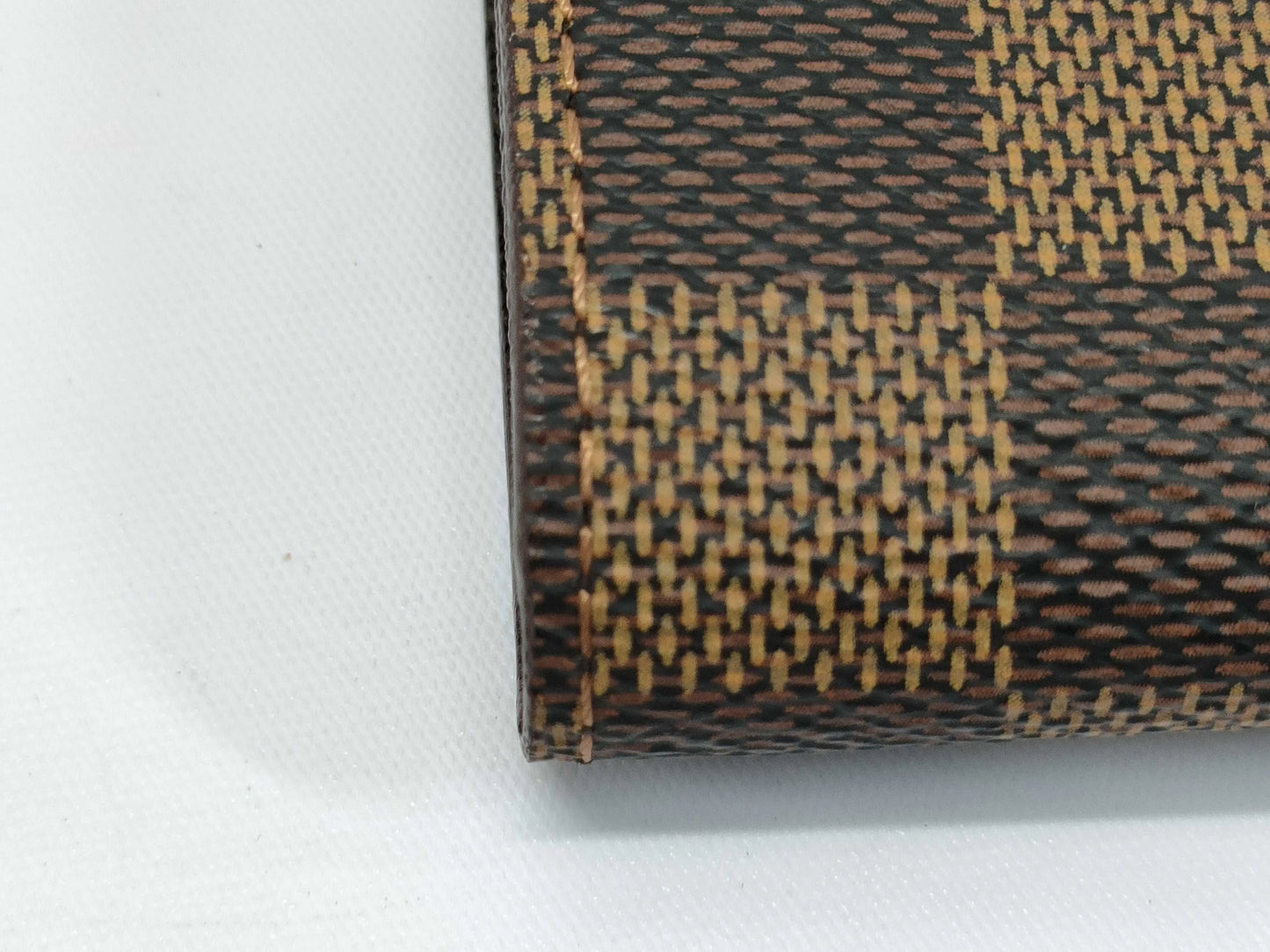 Louis Vuitton Portefeuille Sarah Damier, Brown, Canvas, Wallet