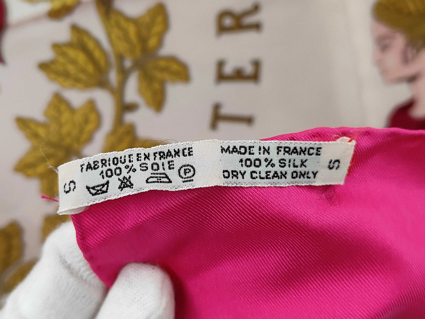 Hermes Carré 90 Silk multicolor, Multicolour, Silk, Scarf