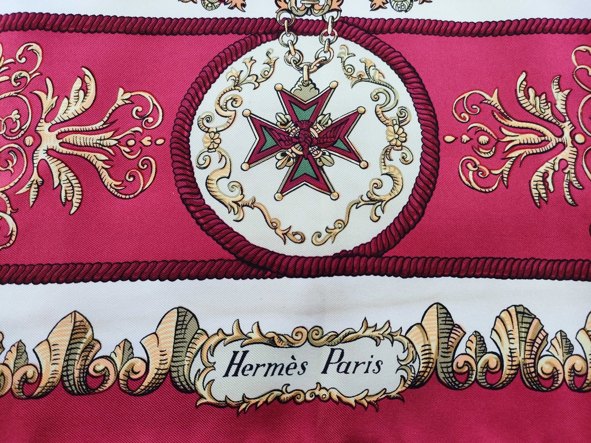 Hermes Carré 90 Silk multicolor, Multicolour, Silk, Scarf