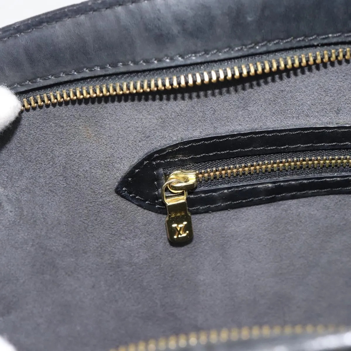 Louis Vuitton Saint Jacques Epi Leather, Black, Leather, Shoulder Bag