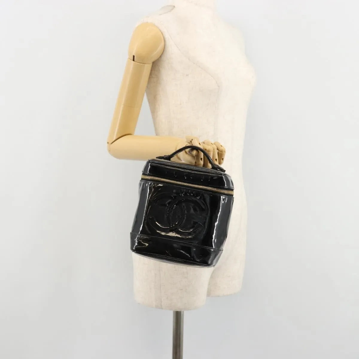 Chanel Vintage Timeless Cosmetic Case Patent, Black, Patent Leather, Handbag