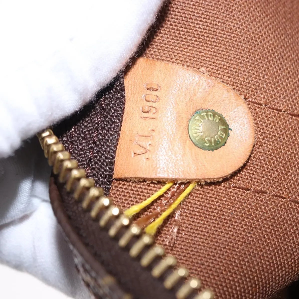 Louis Vuitton Keepall Bandoulière Monogram, Brown, Canvas, Travel Bag