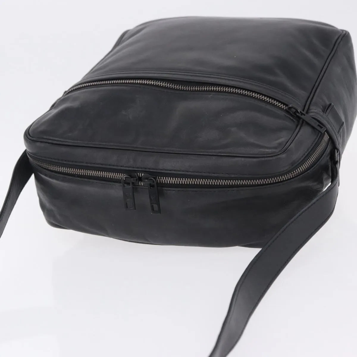 Louis Vuitton Clarkson Messenger Monogram Differ Leather, Black, Leather, Shoulder Bag