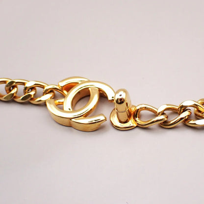 Chanel Vintage Turnlock Reissue Chain Metal, Gold, Gold Plated, Bag