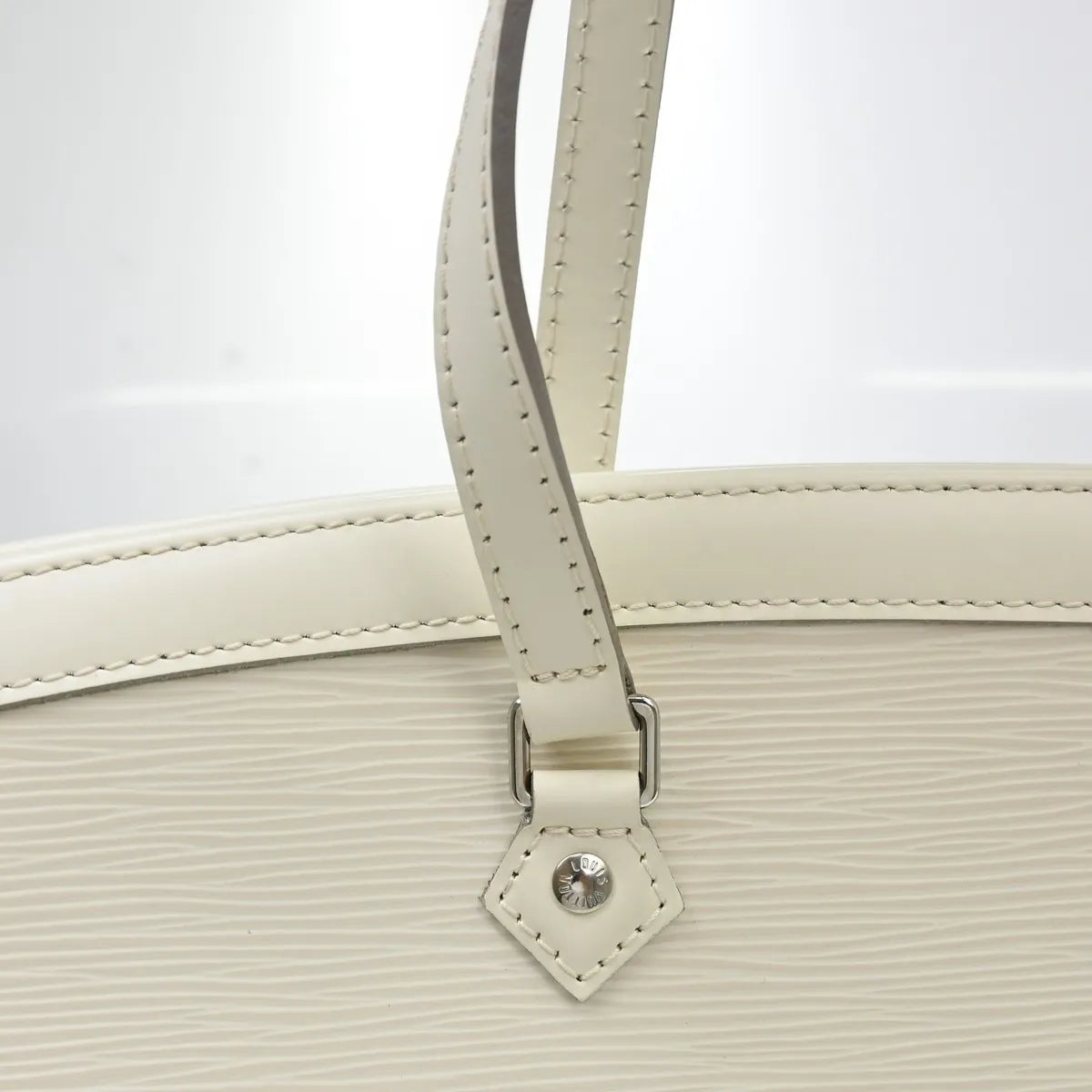 Louis Vuitton Madeleine Epi Leather, White, Leather, Shoulder Bag
