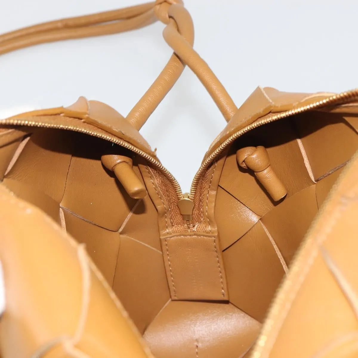 Bottega Veneta Cassette Camera Maxi Intrecciato Leather, Brown, Leather, Shoulder Bag