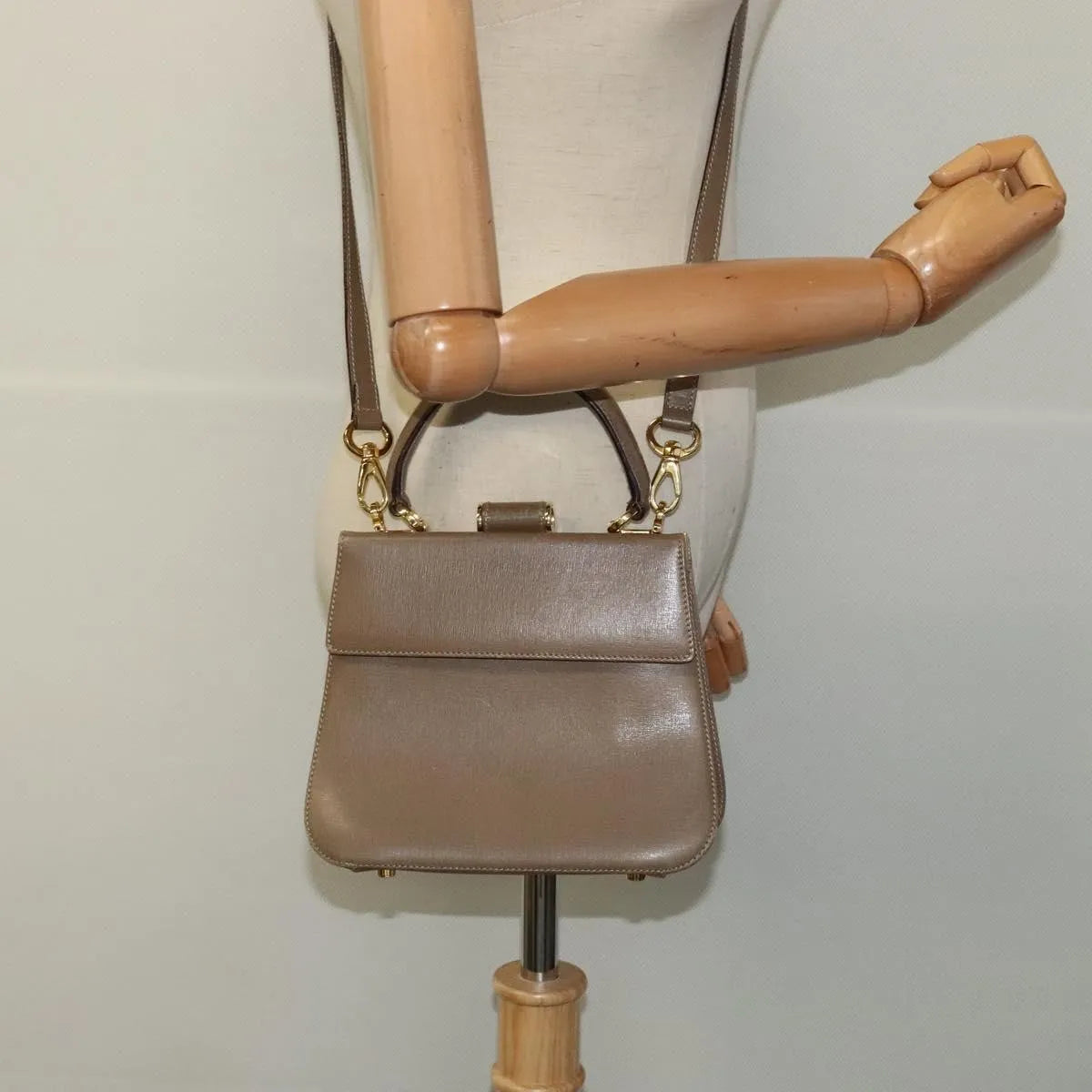 Salvatore Ferragamo Gancini Leather, Brown, Leather, Handbag