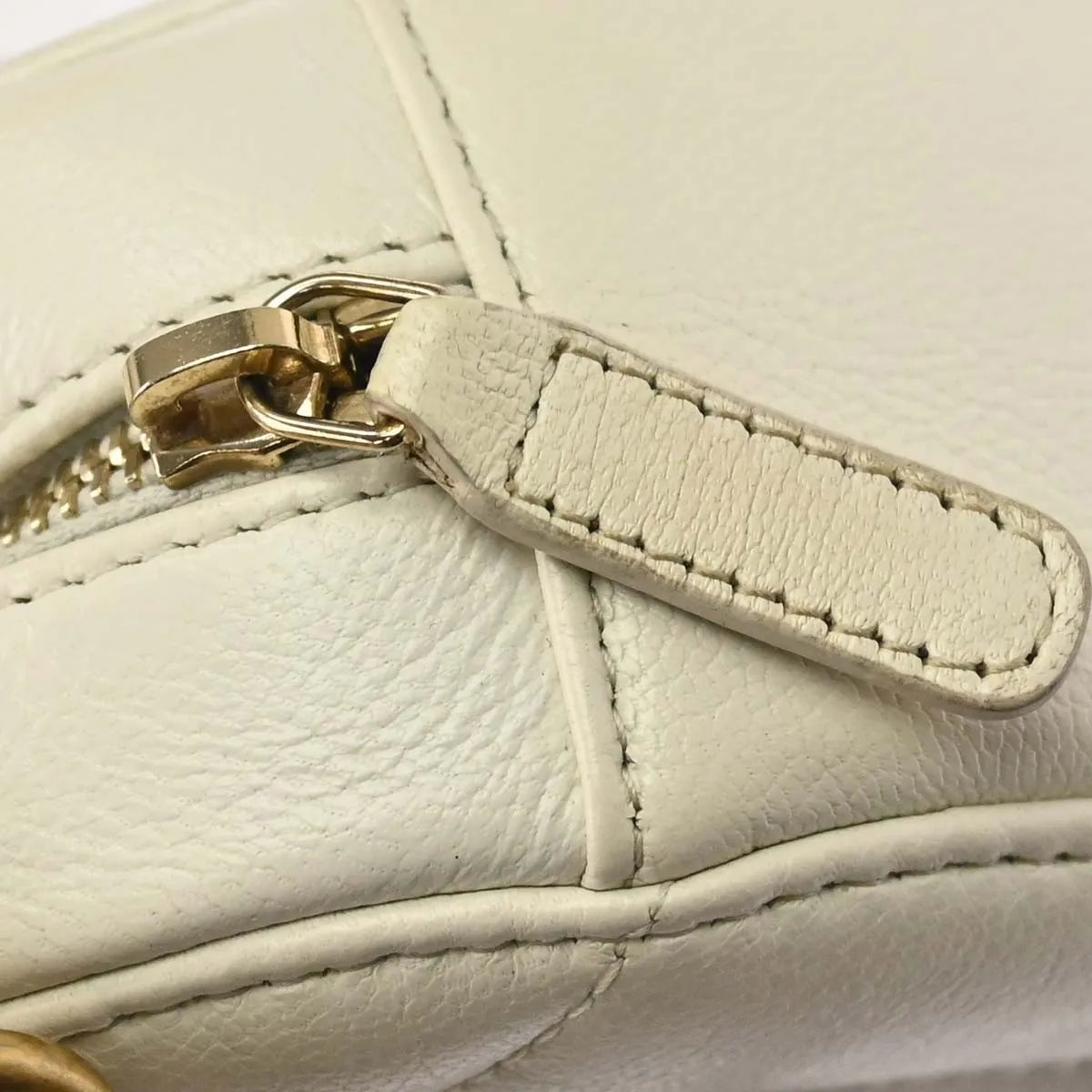 Chanel Round Clutch with Chain Quilted Lambskin, White, Leather, Clutch