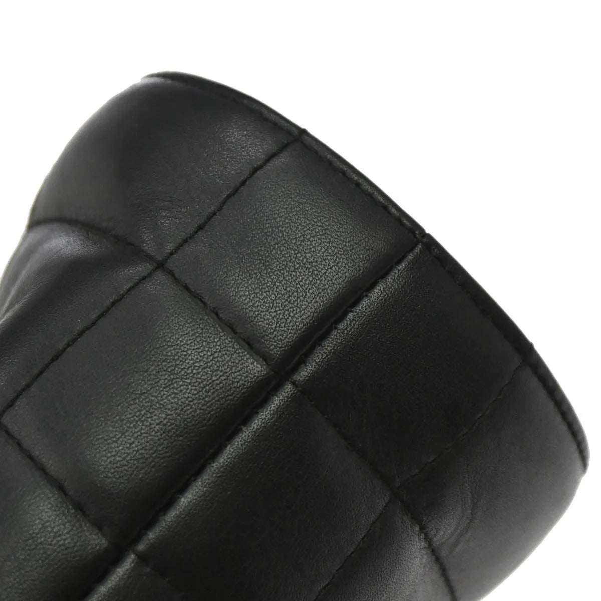 Chanel Vintage Chocolate Bar Tote Quilted Leather, Black, Leather, Tote Bag