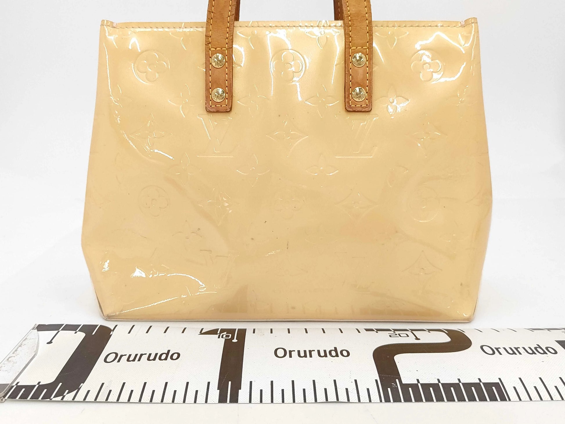 Louis Vuitton Reade Monogram Vernis, Beige, Canvas, Handbag