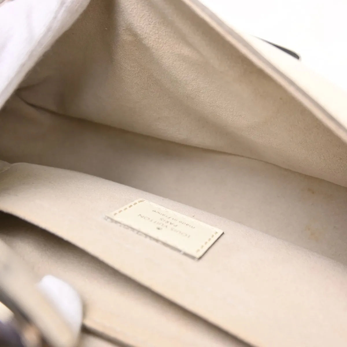 Louis Vuitton Montaigne Epi, White, Leather, Handbag