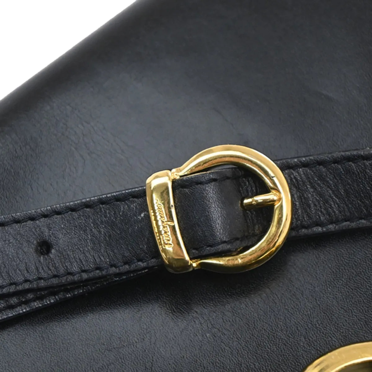 Salvatore Ferragamo Gancini Leather, Black, Leather, Shoulder Bag