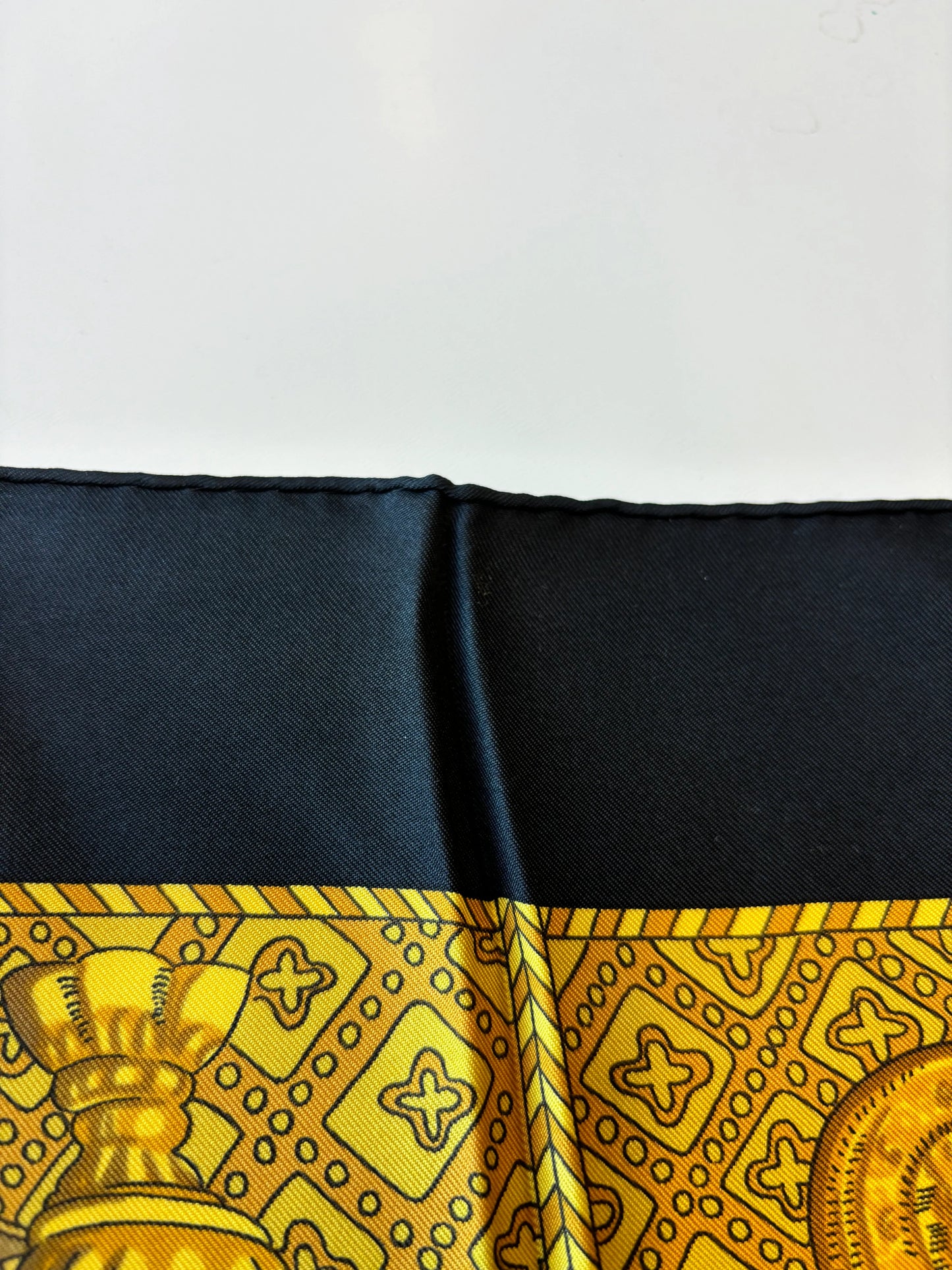 Hermes Carré 90 Silk multicolor, Multicolour, Silk, Scarf