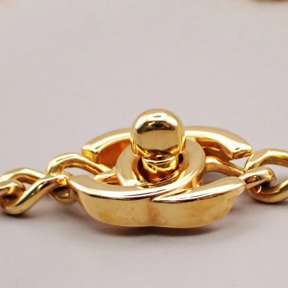 Chanel Vintage Turnlock Reissue Chain Metal, Gold, Gold Plated, Bag