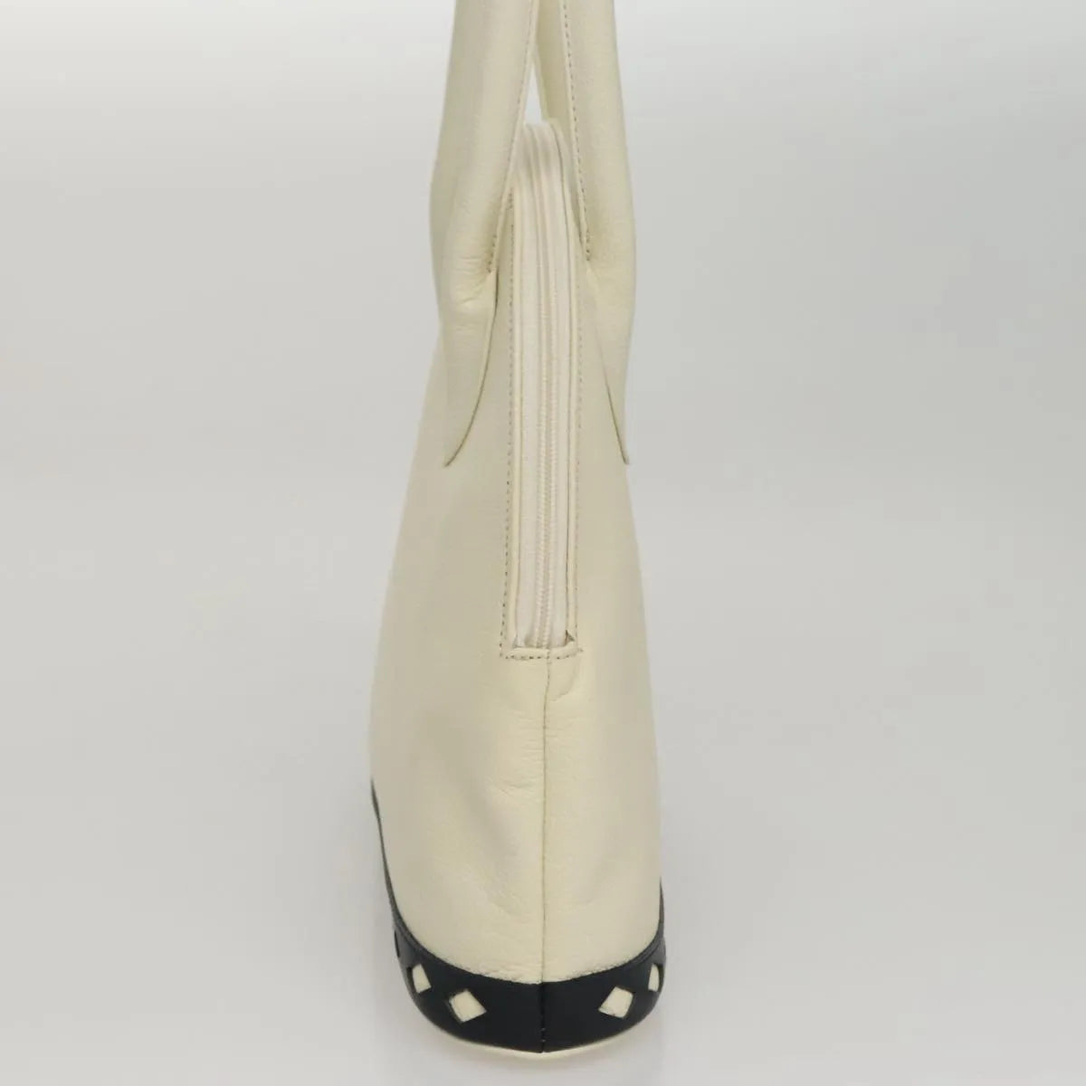 Saint Laurent Vintage Leather, White, Leather, Handbag