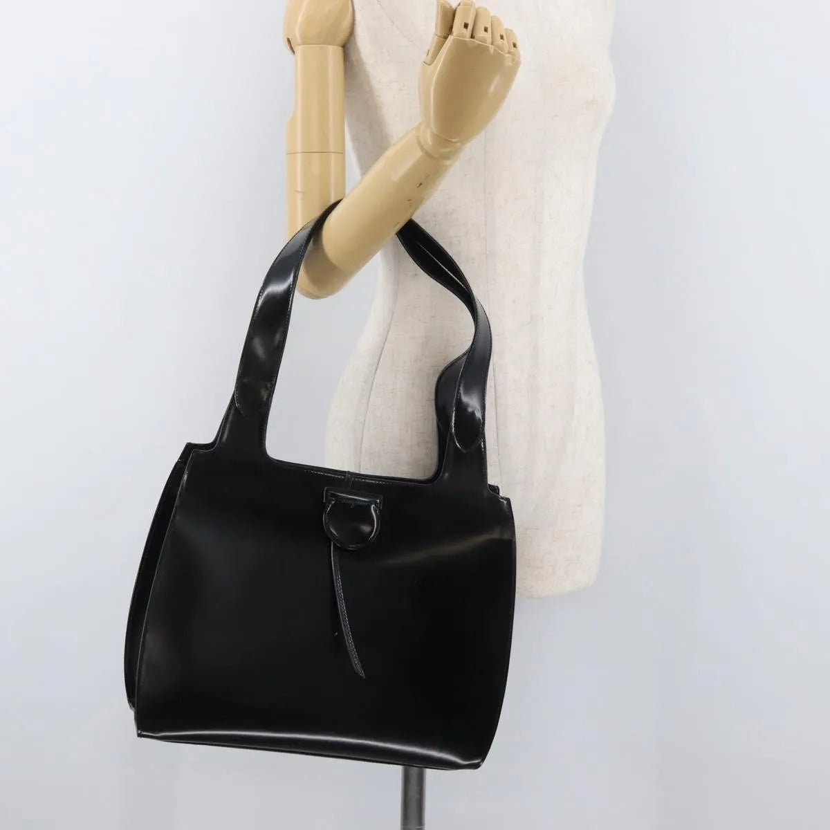 Salvatore Ferragamo Gancini Tote Patent leather, Black, Patent Leather, Tote Bag
