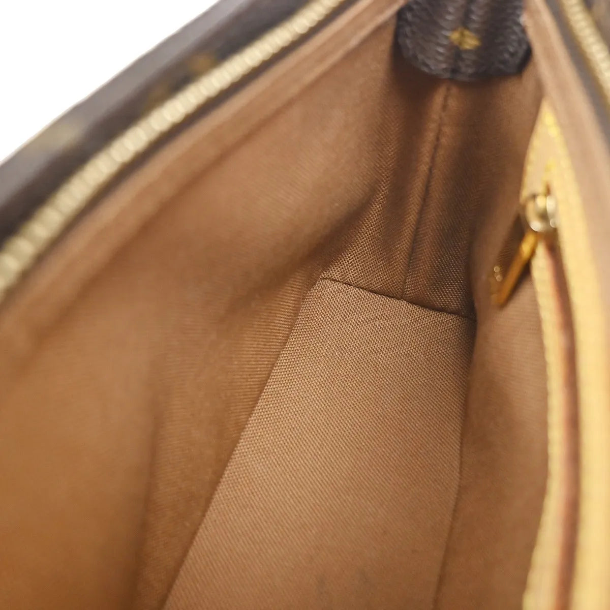 Louis Vuitton Trotteur Monogram Canvas, Brown, Canvas, Shoulder Bag