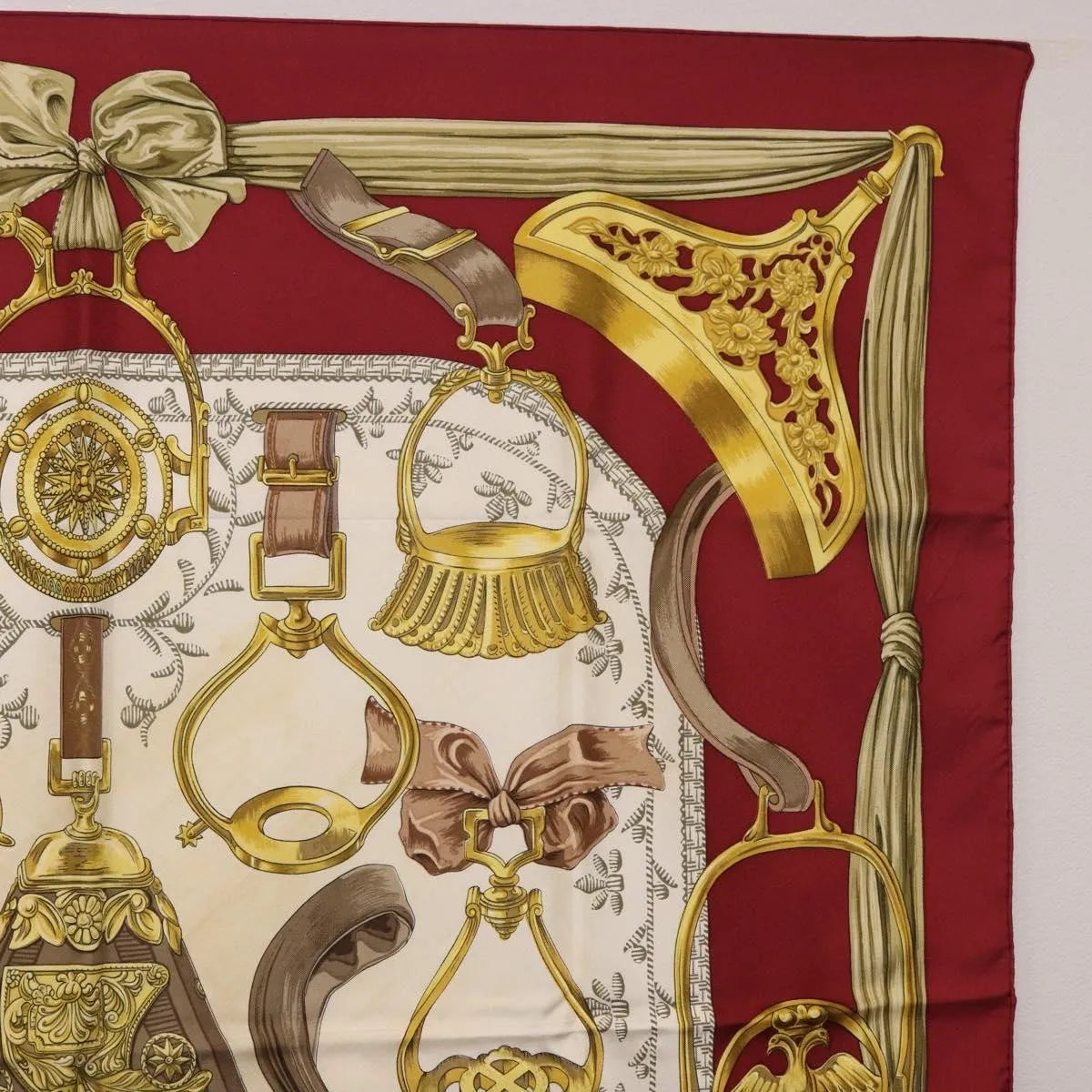 Hermes Carré 90 Silk multicolor, Burgundy, Silk, Scarf