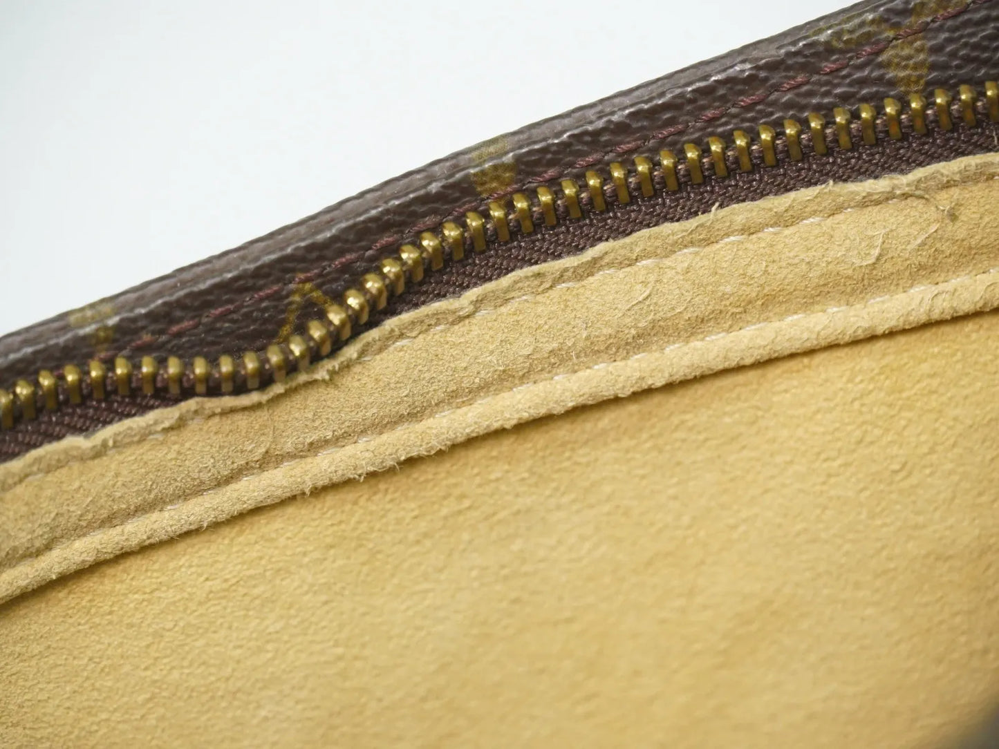 Louis Vuitton Monogram Looping Monogram Canvas, Brown, Canvas, Shoulder Bag