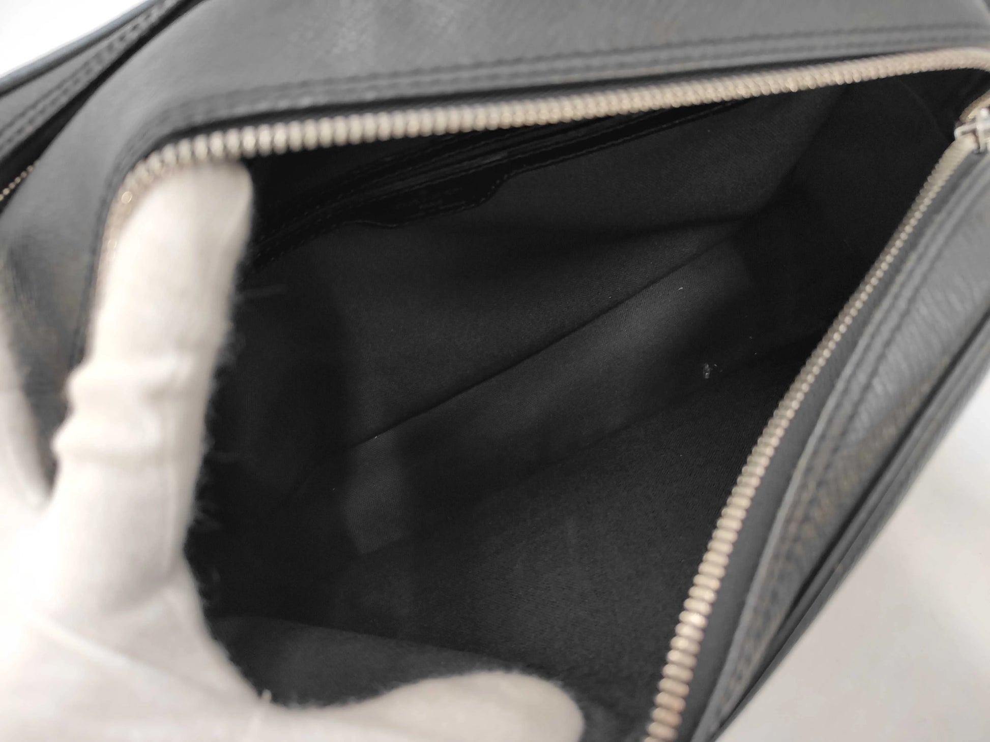 Louis Vuitton Reporter Taiga Leather, Brown, Canvas, Shoulder Bag