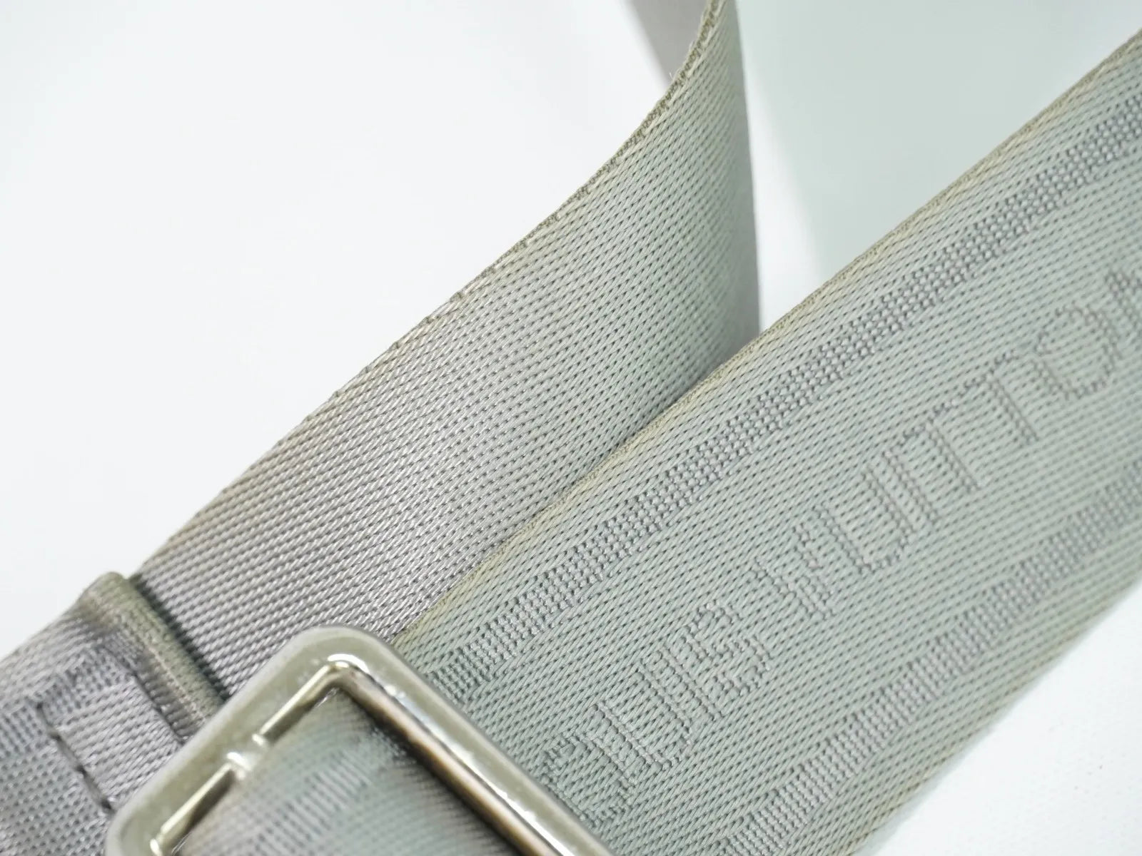 Louis Vuitton Roman Taiga Leather, Gray, Leather, Shoulder Bag