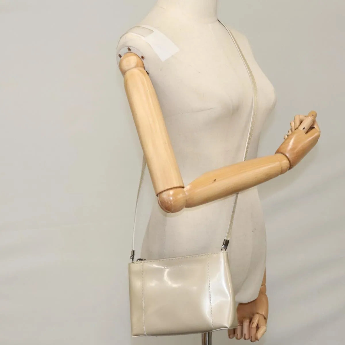 Christian Dior Shoulder Patent leather, Beige, Patent Leather, Shoulder Bag