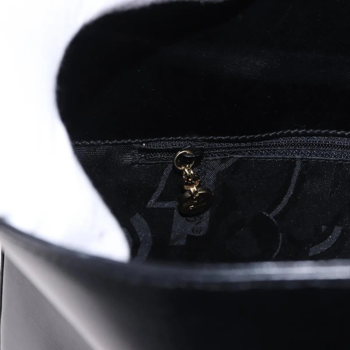 Salvatore Ferragamo Gancini Leather, Black, Leather, Shoulder Bag