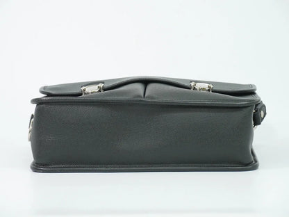 Louis Vuitton Alexei Messenger Taiga Leather, Black, Leather, Shoulder Bag