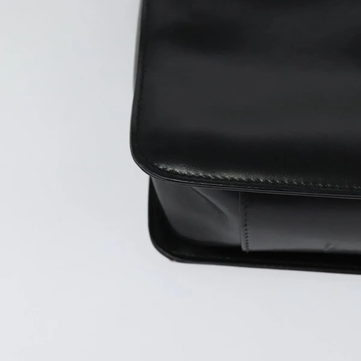 Gucci Vintage Flat Messenger Nylon and Leather, Black, Leather, Shoulder Bag
