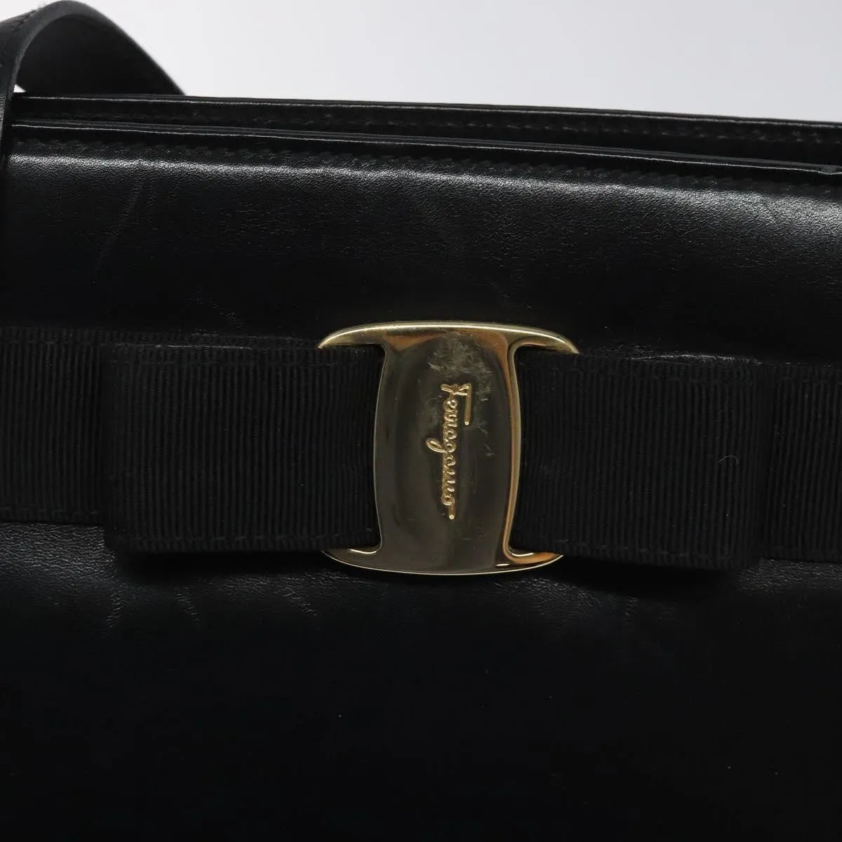 Salvatore Ferragamo Vala Leather, Black, Leather, Shoulder Bag