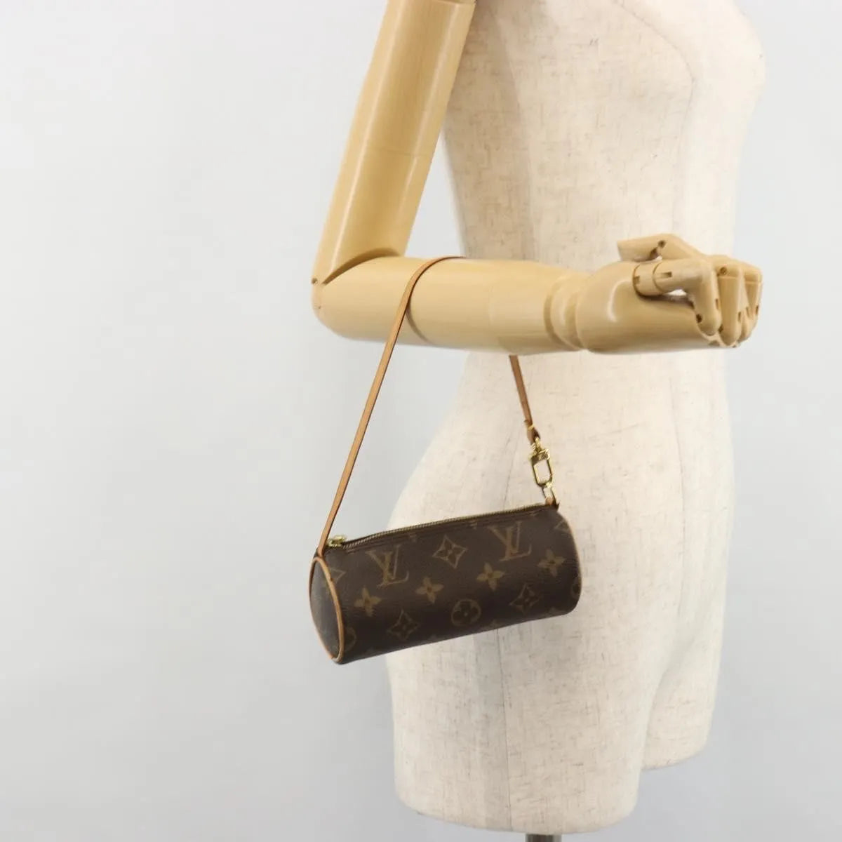 Louis Vuitton Pochette Papillon Monogram, Brown, Canvas, Clutch