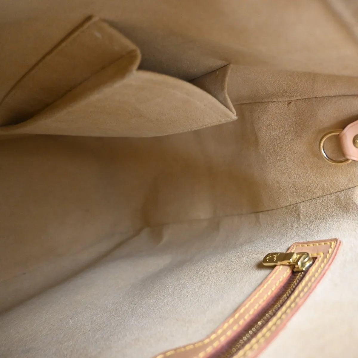 Louis Vuitton Monogram Looping Monogram Canvas, Brown, Canvas, Handbag