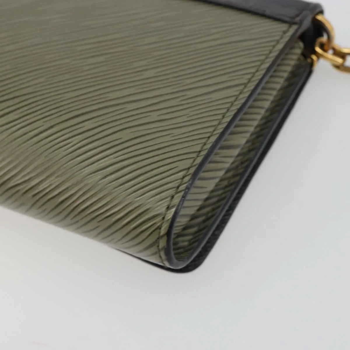 Louis Vuitton Twist Monogram Leather, Multicolour, Canvas, Clutch
