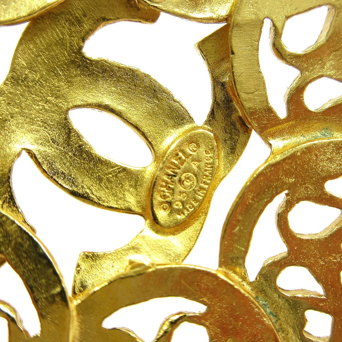 Chanel Vintage CC Flower Textured Metal, Gold, Gold Plated, Brooch