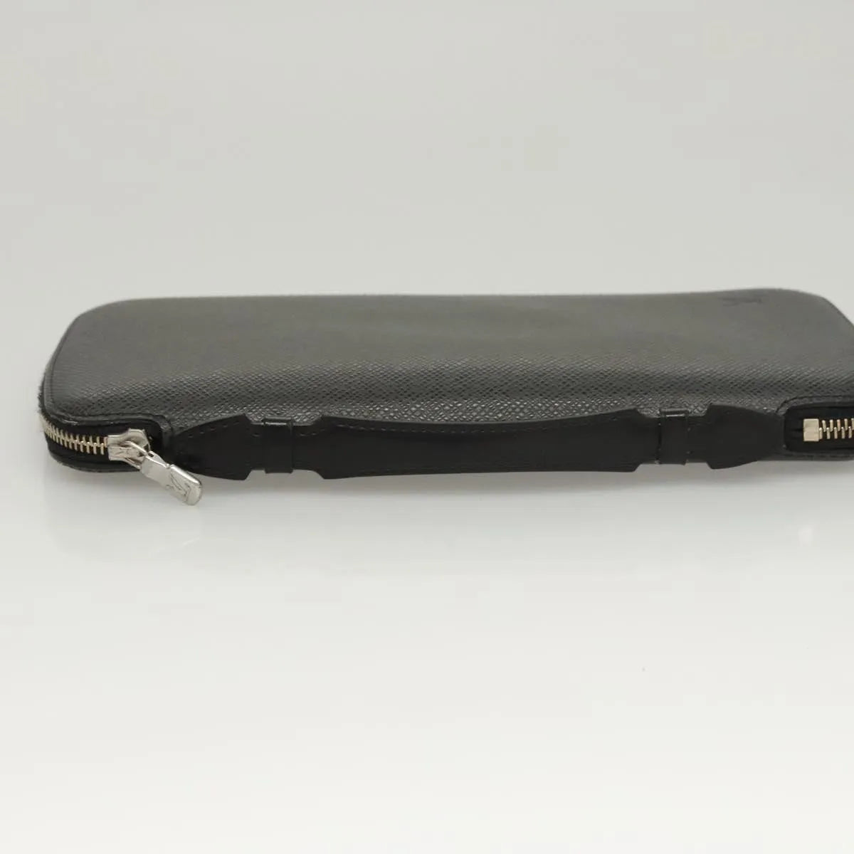 Louis Vuitton Atoll Organizer Taiga Leather, Gray, Leather, Wallet
