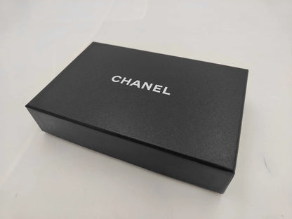 Chanel Logo CC Fermeture zippée ronde leather, Black, Leather, Wallet