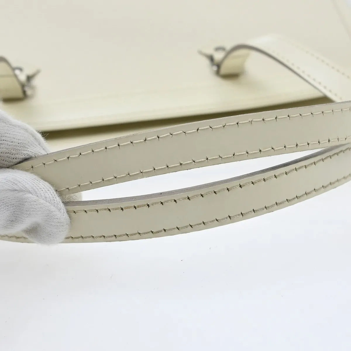 Louis Vuitton Madeleine Epi Leather, White, Leather, Shoulder Bag