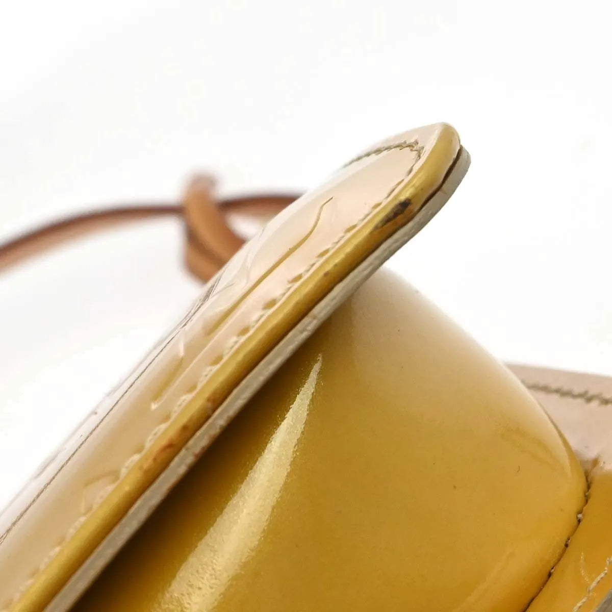 Louis Vuitton Lexington Pochette Monogram Vernis, Beige, Patent Leather, Clutch