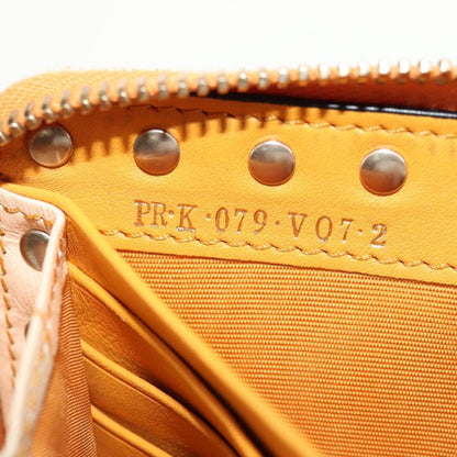Valentino Rockstud Zip Around Wallet - Brandsamsara